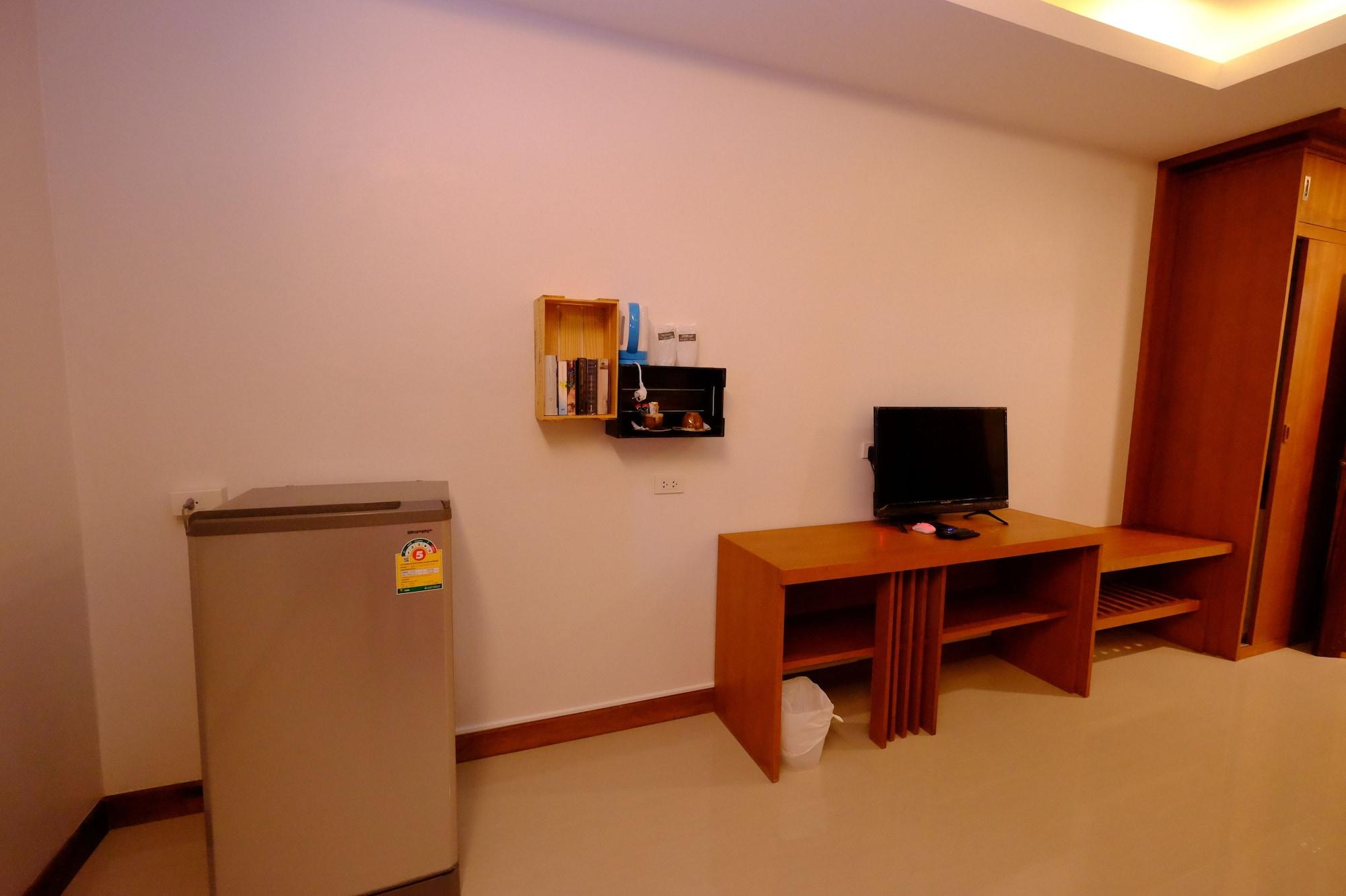 The Peace Tara House Hotel Koh Lanta Ngoại thất bức ảnh