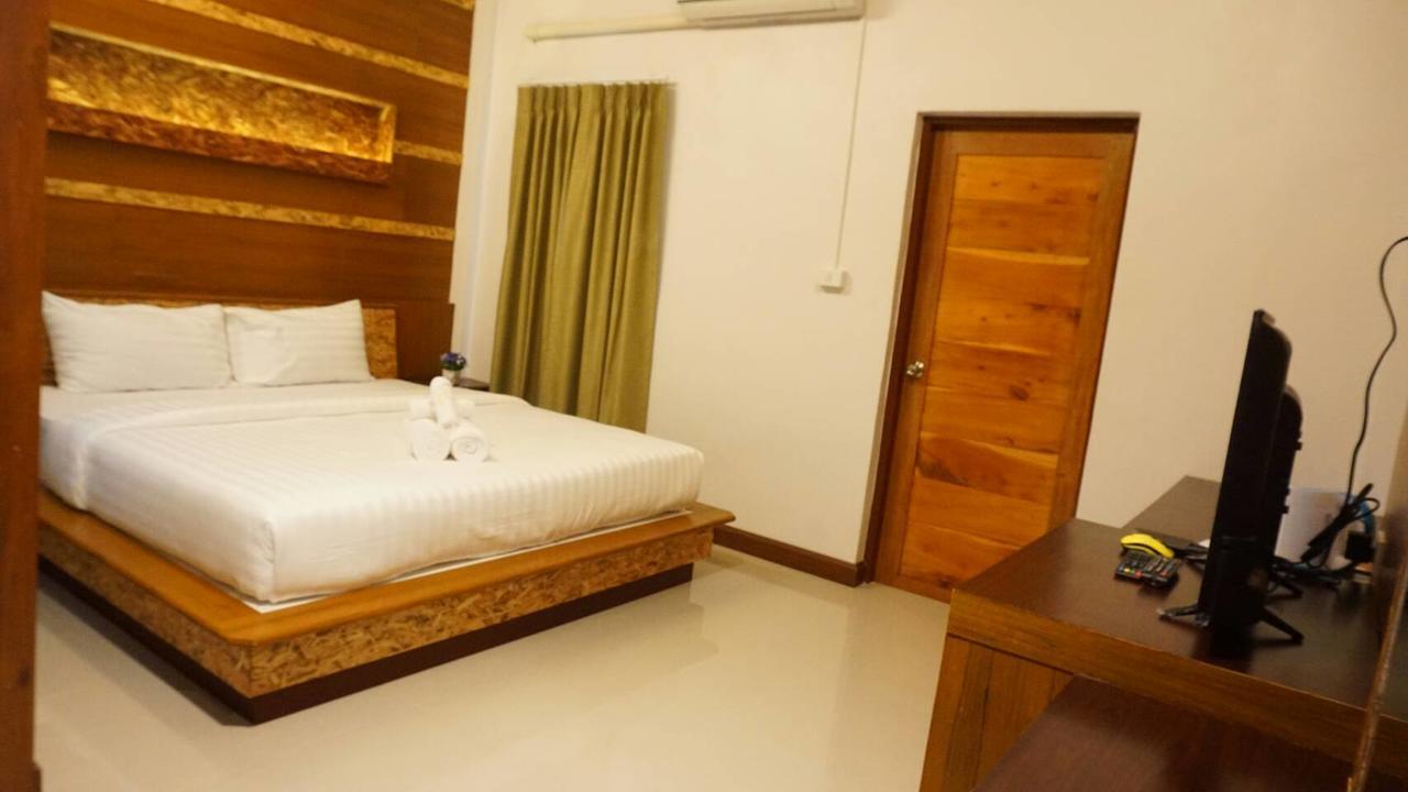 The Peace Tara House Hotel Koh Lanta Ngoại thất bức ảnh