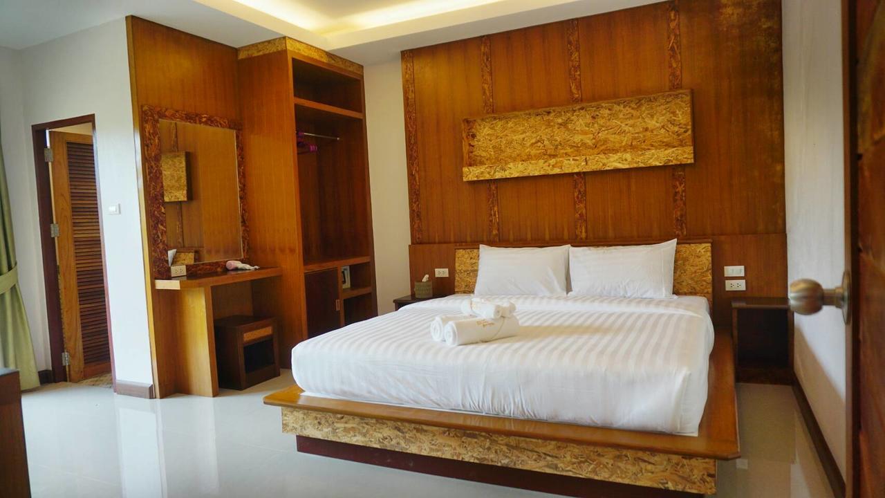 The Peace Tara House Hotel Koh Lanta Ngoại thất bức ảnh