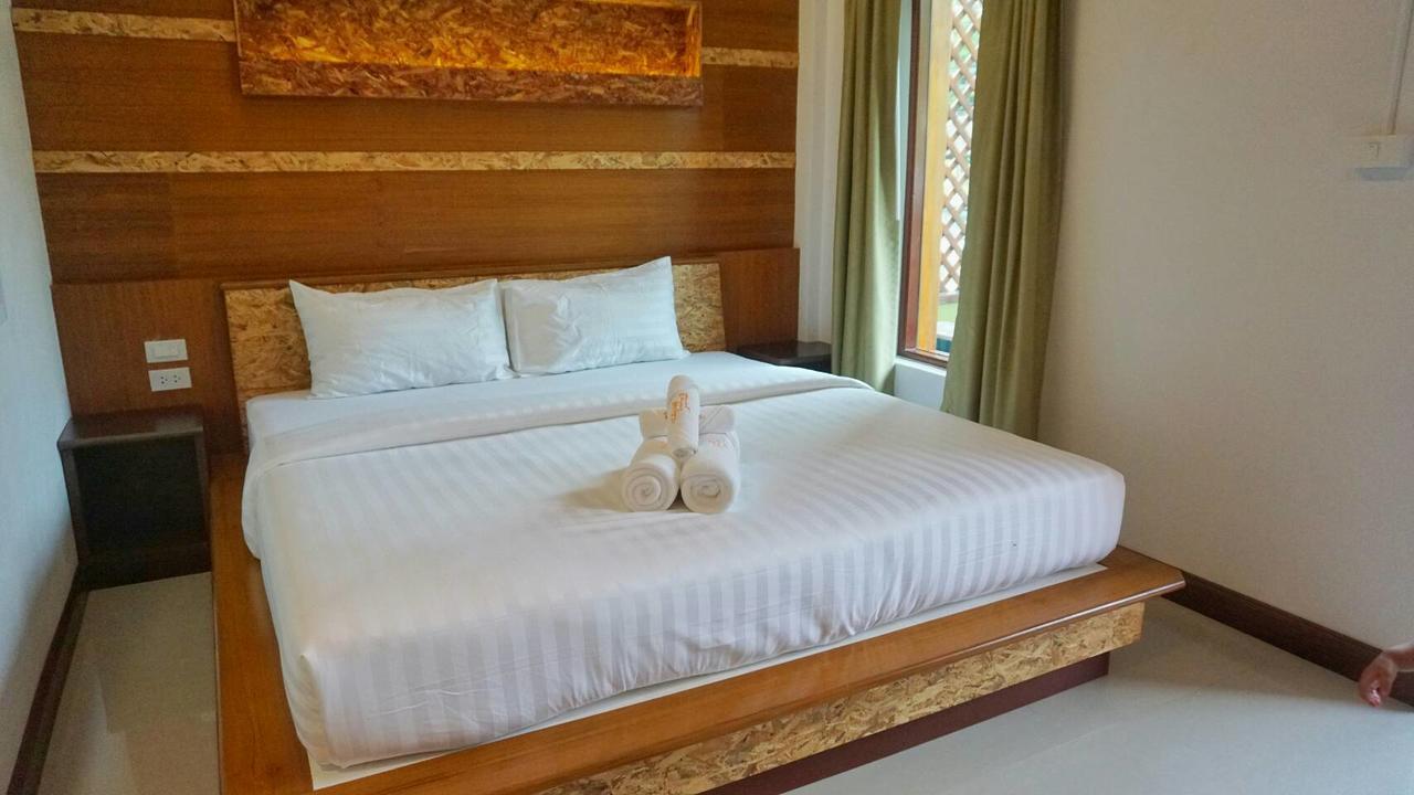 The Peace Tara House Hotel Koh Lanta Ngoại thất bức ảnh