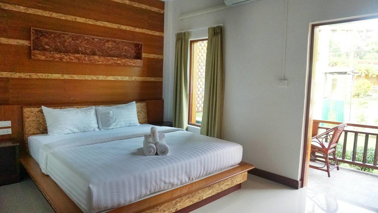 The Peace Tara House Hotel Koh Lanta Ngoại thất bức ảnh