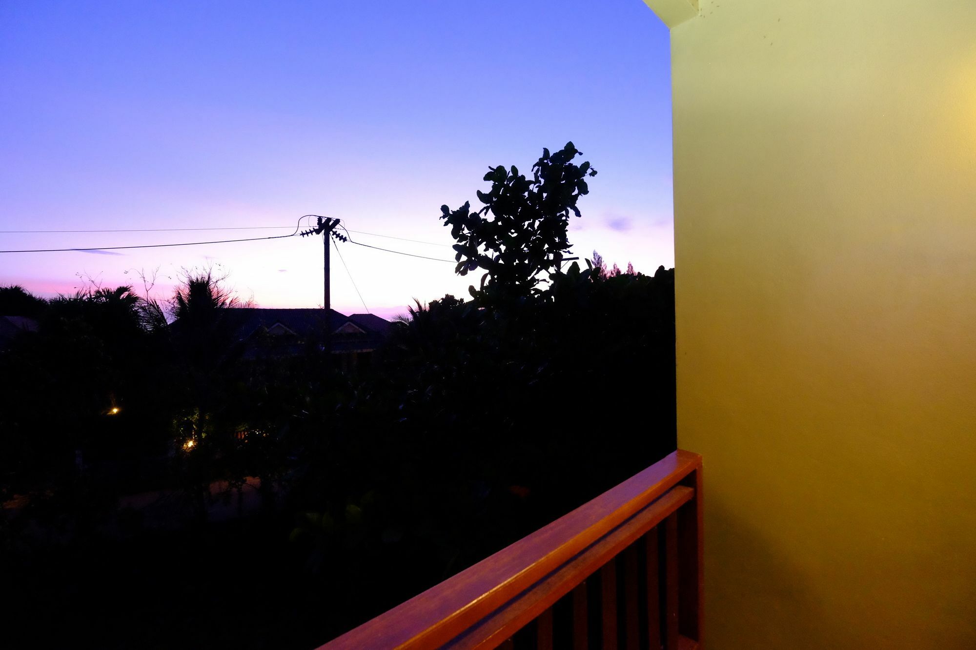 The Peace Tara House Hotel Koh Lanta Ngoại thất bức ảnh