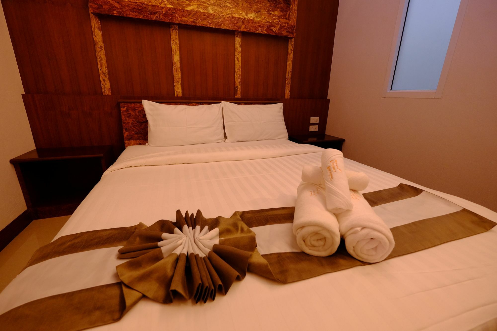 The Peace Tara House Hotel Koh Lanta Ngoại thất bức ảnh