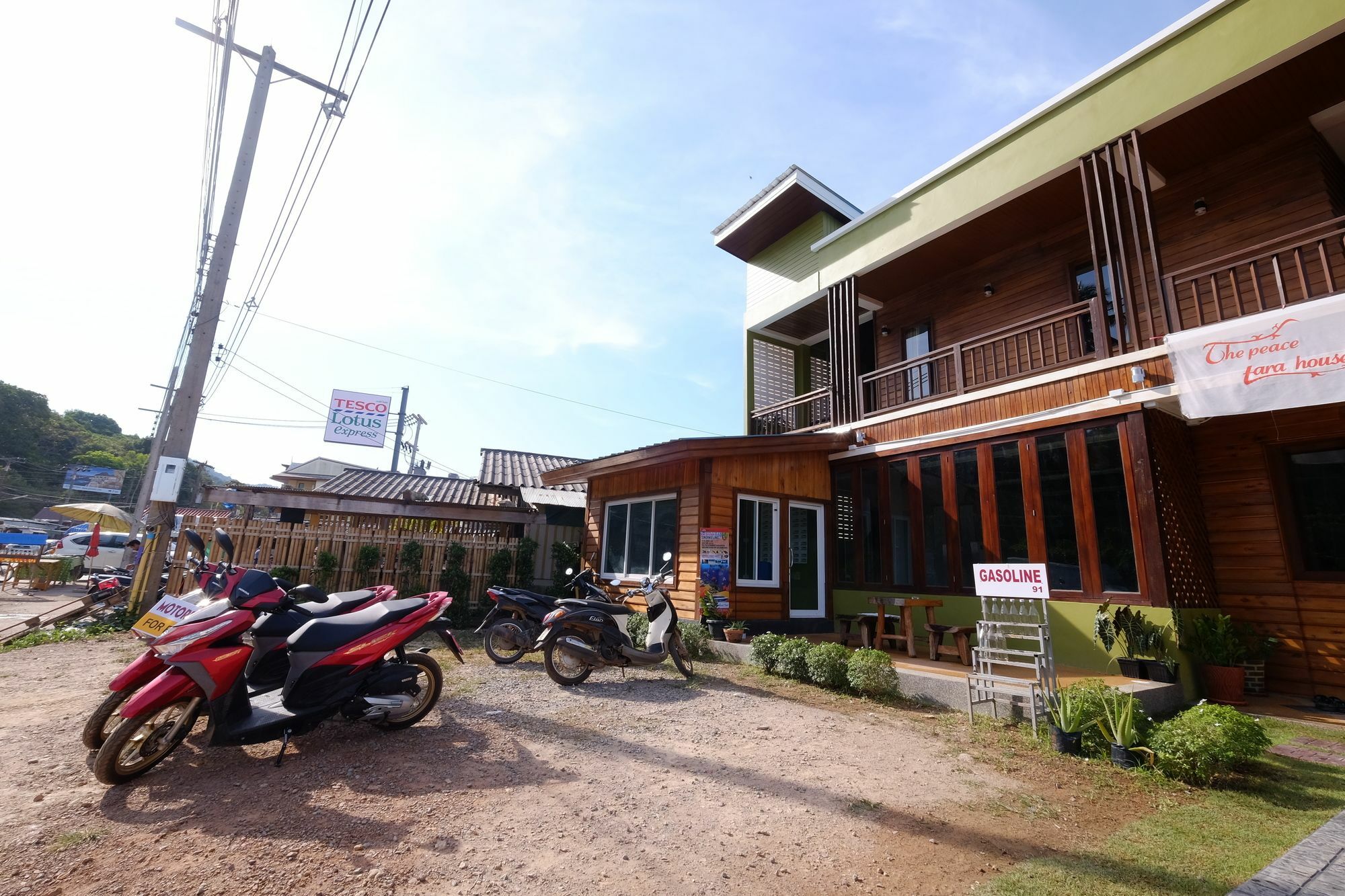 The Peace Tara House Hotel Koh Lanta Ngoại thất bức ảnh