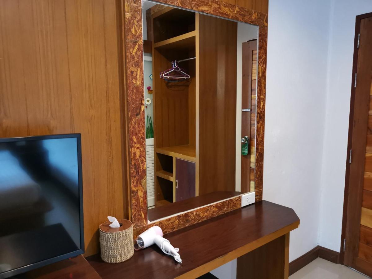 The Peace Tara House Hotel Koh Lanta Ngoại thất bức ảnh